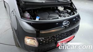 Hyundai Staria Tourer 11-Seater 2024 года из Южной Кореи