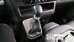 Hyundai Staria Tourer 11-Seater 2024 года из Южной Кореи