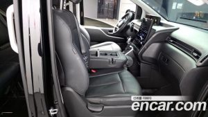Hyundai Staria Tourer 11-Seater 2024 года из Южной Кореи