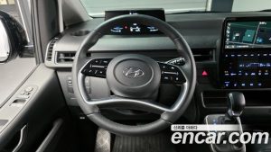 Hyundai Staria Tourer 11-Seater 2024 года из Южной Кореи
