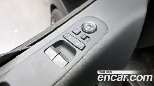 Hyundai Staria Tourer 11-Seater 2024 года из Южной Кореи
