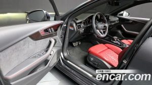 Audi S4 3.0 TFSI 4WD 2023 года из Южной Кореи