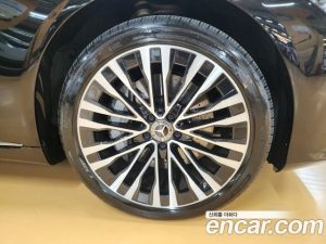Mercedes-Benz S-Class S450 d 4MATIC 2024 года из Южной Кореи