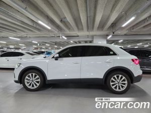 Audi Q3 40 TFSI 4WD 2025 года из Южной Кореи