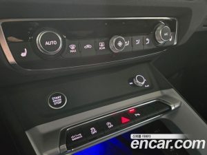 Audi Q3 40 TFSI 4WD 2025 года из Южной Кореи