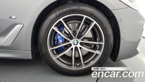 BMW 5-Series 520i M Sport 2023 года из Южной Кореи