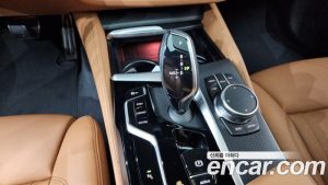 BMW 5-Series 520i M Sport 2023 года из Южной Кореи