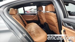 BMW 5-Series 520i M Sport 2023 года из Южной Кореи