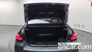 BMW 5-Series 520i M Sport 2023 года из Южной Кореи