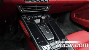 Porsche 911 CARRERA GTS Cabriolet 2023 года из Южной Кореи