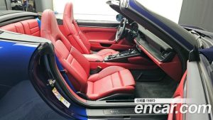Porsche 911 CARRERA GTS Cabriolet 2023 года из Южной Кореи