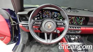 Porsche 911 CARRERA GTS Cabriolet 2023 года из Южной Кореи