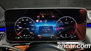 Mercedes-Benz S-Class S400 d 4MATIC 2023 года из Южной Кореи