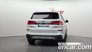 BMW X5 xDrive 40i M Sport 2024 года из Южной Кореи