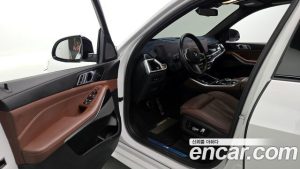 BMW X5 xDrive 40i M Sport 2024 года из Южной Кореи