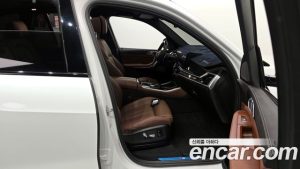 BMW X5 xDrive 40i M Sport 2024 года из Южной Кореи