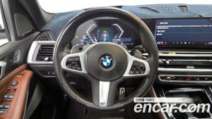 BMW X5 xDrive 40i M Sport 2024 года из Южной Кореи