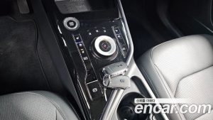 Kia Niro Prestige 2025 года из Южной Кореи