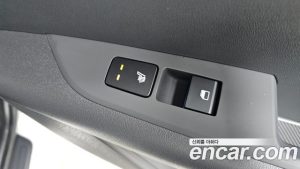 Kia Niro Prestige 2025 года из Южной Кореи