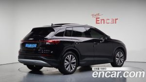 Audi Q4 e-tron 45 2025 года из Южной Кореи