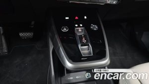 Audi Q4 e-tron 45 2025 года из Южной Кореи