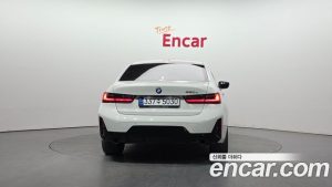 BMW 3-Series 330e M Sport 2023 года из Южной Кореи