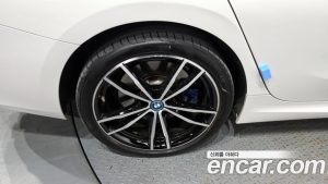 BMW 3-Series 330e M Sport 2023 года из Южной Кореи