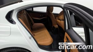 BMW 3-Series 330e M Sport 2023 года из Южной Кореи