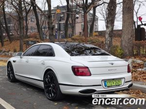 Bentley Flying Spur 4.0 S 2023 года из Южной Кореи