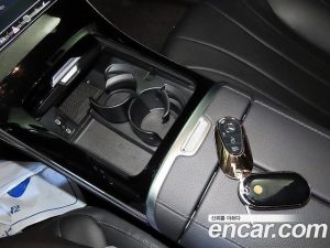 Mercedes-Benz EQE EQE300 2023 года из Южной Кореи
