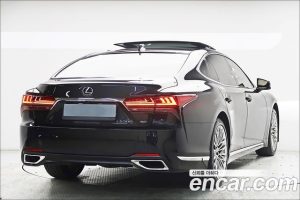 Lexus LS 3.5 AWD 2024 года из Южной Кореи