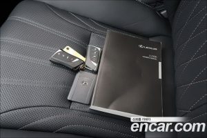 Lexus LS 3.5 AWD 2024 года из Южной Кореи