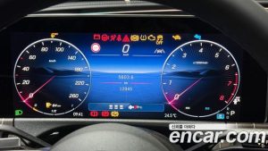 Mercedes-Benz E-Class E300 4MATIC Exclusive 2025 года из Южной Кореи