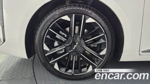 Kia K8 2.5 Бензин 2WD 2025 года из Южной Кореи