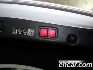 Mercedes-Benz E-Class E250 AMG Line 2023 года из Южной Кореи
