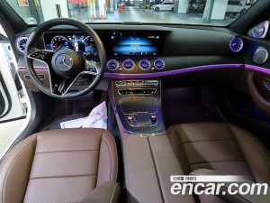Mercedes-Benz E-Class E250 AMG Line 2023 года из Южной Кореи