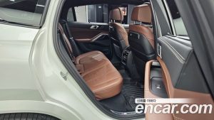 BMW X6 xDrive40i M Sport 2024 года из Южной Кореи