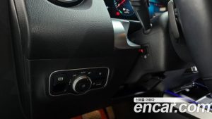 Mercedes-Benz EQB EQB300 4MATIC 2023 года из Южной Кореи