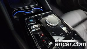BMW i5 eDrive 40 2025 года из Южной Кореи