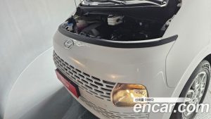 Hyundai Staria 4WD Tourer 11-Seater 2024 года из Южной Кореи