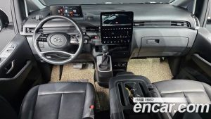 Hyundai Staria 4WD Tourer 11-Seater 2024 года из Южной Кореи