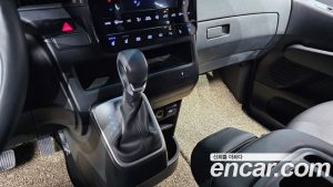 Hyundai Staria 4WD Tourer 11-Seater 2024 года из Южной Кореи