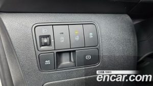 Hyundai Staria 4WD Tourer 11-Seater 2024 года из Южной Кореи