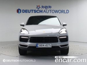 Porsche Cayenne 3.0 Coupe 2022 года из Южной Кореи
