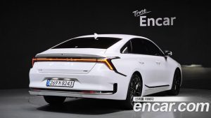 Kia K8 Signature 2025 года из Южной Кореи