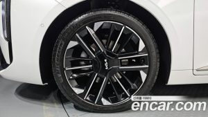 Kia K8 Signature 2025 года из Южной Кореи