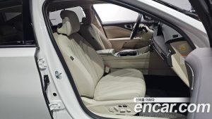 Kia K8 Signature 2025 года из Южной Кореи