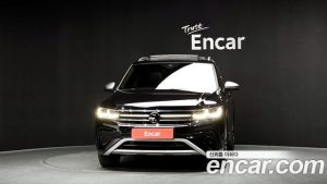 Volkswagen Tiguan 2.0 TSI Prestige 2023 года из Южной Кореи