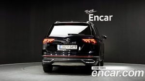 Volkswagen Tiguan 2.0 TSI Prestige 2023 года из Южной Кореи