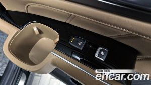 Kia Sorento Бензин 2.5T 4WD 2025 года из Южной Кореи